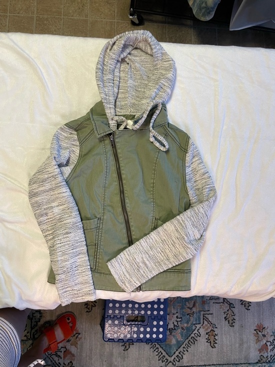 Jackets & Blazers - Olive Green Utility Jacket with Heather Gray Knit Sleeves and Hood
